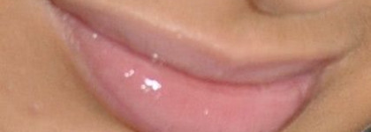 Dior Addict Ultra-Gloss Glow блеск для губ # 247 Розовый флирт (обновила свотчи)