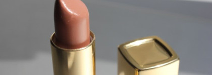 Лето с Estee Lauder Pure Color Long Lasting Lipstick Vanilla Truffle