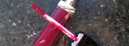 Rouge Dior Crème de Gloss No. 875 ягодка на моих губах