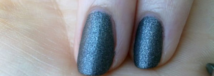 Две мои любимые замши или OPI NL E47 Suzi Skies In The Pyrenees Suede и OPI NL W42 Lincoln Park After Dark Suede
