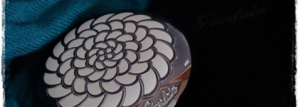 Guerlain Meteorite Compact Illuminating & Mattifying Pressed Powder № 01