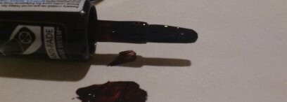 Коричневое ли это "маленькое коричневое платье" от rimmel?