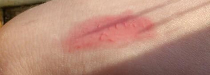 Три совершенно разных блеска от MAC - C-Thru, deelight, driven by love