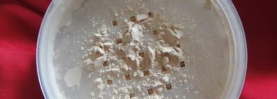 Полнейший восторг - Micro-Fil Loose Powder by Giorgio Armani (shade #2 - porcelain beige)