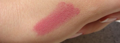 Первый поцелуй с  Calvin Klein Delicious Luxury Creme Lipstick, 104 first kiss