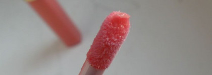 Блеск для губ Chanel Levres Scintillantes Glossimer 146 "coral love"