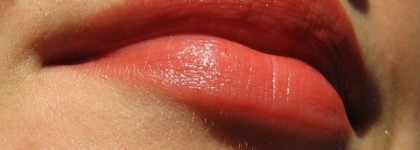 Пришла весна - Yves Rocher 43 Orange Muscade  Le rouge creme hydratant