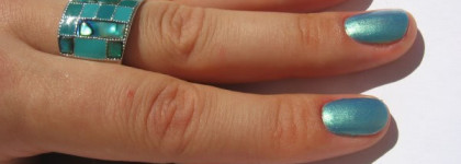 Простой летний маникюр