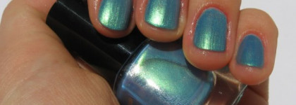 Простой летний маникюр