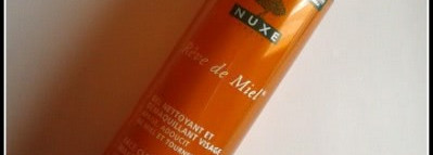 Nuxe Reve de Miel face cleansing and make-up removing gel