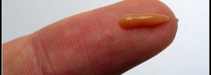 L'erbolario eye cream with camelia and grape seeds extract - L'erbolario крем вокруг глаз с камелией и виноградными косточками