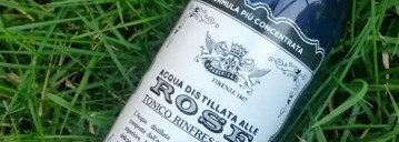 Розовая вода: Manufaktura и Roberts