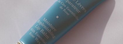 Clarins: Daily Energizer Lotion SPF 15 & Moisture Replenishing Lip Balm