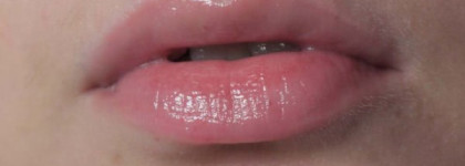 Clarins: Daily Energizer Lotion SPF 15 & Moisture Replenishing Lip Balm