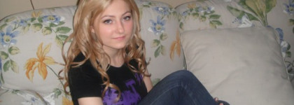 Уход за окрашенными волосами от SexyHair или сохранить красивый блонд