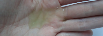 Блестящий шелк с моими средствами ухода за волосами