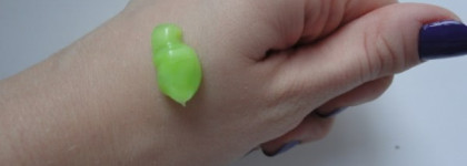 Блестящий шелк с моими средствами ухода за волосами