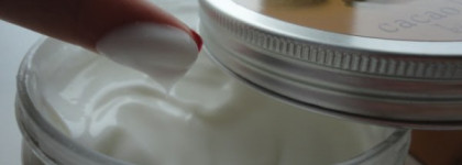 Шоколадный бархат с кремом для тела "Масло какао" от Styx и гелем для душа "Молоко и шоколад" от Dolce milk