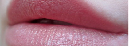 Три бюджетника для губ