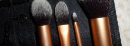 Кисти Real Techniques - Your Base/Flawless Core Collection