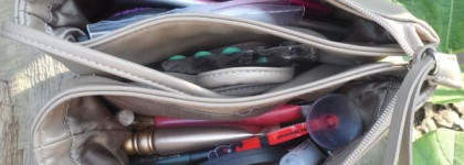 Косметичка маленькая и большая