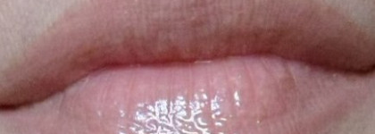 Make Up For Ever Fascinating  Lip Gloss #10 и 2 карандаша