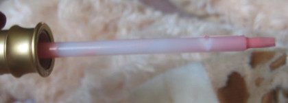 Мой выбор сегодня Sisley-Phyto Lip Eclat Lip Gloss - #6 Candy - Фитоблеск для губ «Сияние» с эффектом бальзама и Givenchy Gloss Intredit Ultra-shiny plumping effect №03 Coral Frenzy