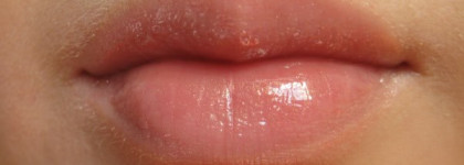 Chanel Aqualumiere Gloss #73 Bonbon