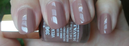 Лаки Velvet 396 от Mavala и Aurelia Professional №106. Или 1+1=3