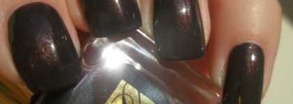 Раскаленная Лава добралась и до меня (лак для ногтей Estee Lauder Molten Lava)