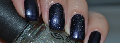 OPI  Light My Sapphire NL B60