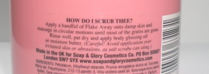 Волшебный скраб для любимых ножек "Flake Away" от  "Soap & Glory"
