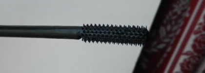 Встречаем лето - малиновые губы и игривый взгляд