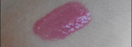 Осенняя ягода Catrice Infinite shine lip gloss 140 Berryland