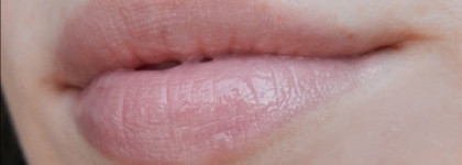 Красота и уход - Catrice Beautifying Lip Smoother 020 Apricot Cream