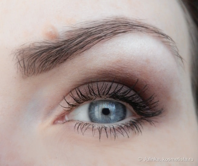 О любви - Catrice Velvet Matt eyeshadow 040 Al Burgundy