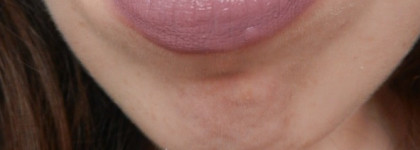 Во власти лилового - карандаш для губ Essence longlasting lipliner 07 plum cake