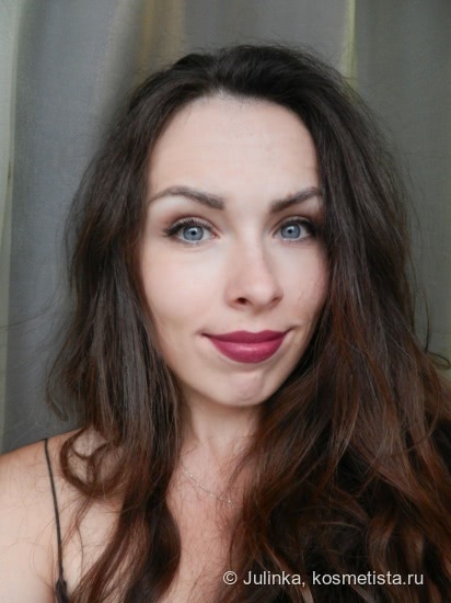 Осенние ягоды на губах с Lux Visage