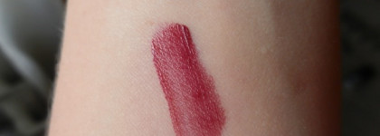 Осенние ягоды на губах с Lux Visage