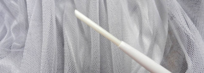 Волшебная палочка - Essence invisible kiss transparent lipliner - 01 multitalent wonder