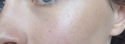 Влажное сияние - Dewy Wetlook Stick Catrice