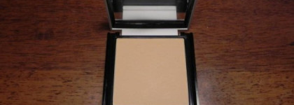 Ты безупречна с пудрой для лица "Hello Flawless!" от Benefit
