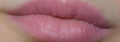 Помада Revlon Super Lustrous Lipstick Matte в оттенке 002 Pink Pout