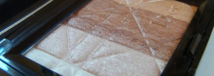 И пусть ваши скулы засияют с Dior Diorskin Poudre Shimmer №002