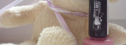 Моя маленькая коллекция любимых лаков (добавила фото на ноготках!)