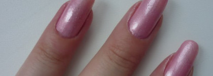 Моя маленькая коллекция любимых лаков (добавила фото на ноготках!)