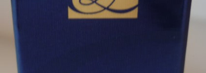 Губки "ню" с помадой Estee Lauder Pure Color Long Lasting Lipstick Vanilla Truffle