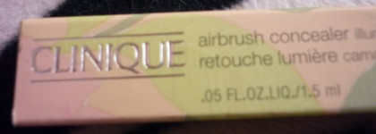 Скрыть всё с корректором AirBrush Concealer от Clinique  (04 neutral fair)