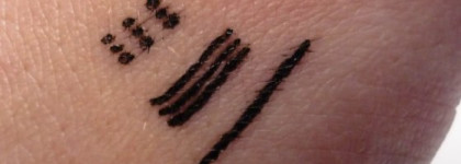 Новинка осени 2012 от Clarins - 3 Dot Liquid Liner