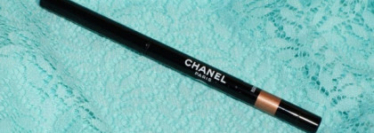 Позолота от Шанель: Chanel Stylo Yeux Waterproof Long-Lasting Eyeliner #911 Ambre Dore
